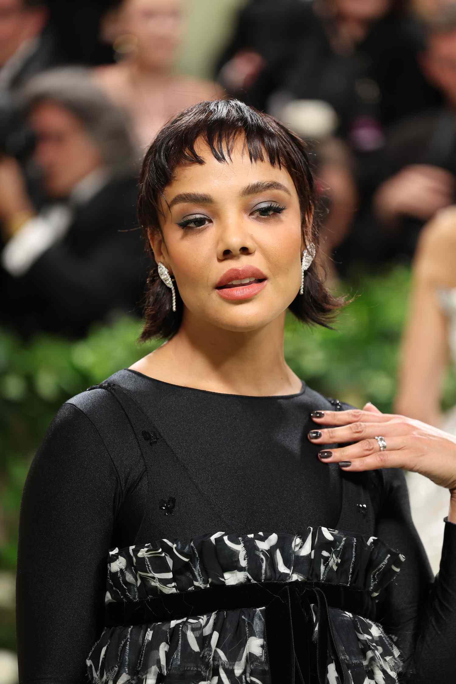 Who Is Suitable For Layered hairstyles