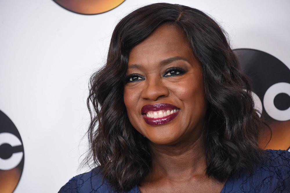 Does Viola Davis still wear wigs